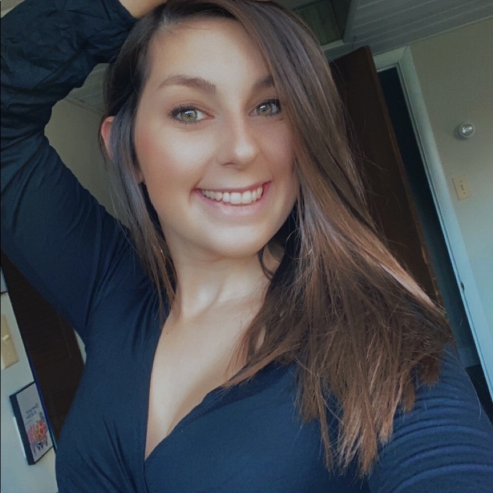 Meet your Posher, Natalie